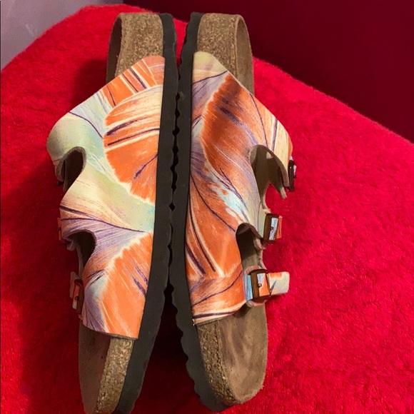 PAPILLION SANDALS😍 - Picture 3 of 7